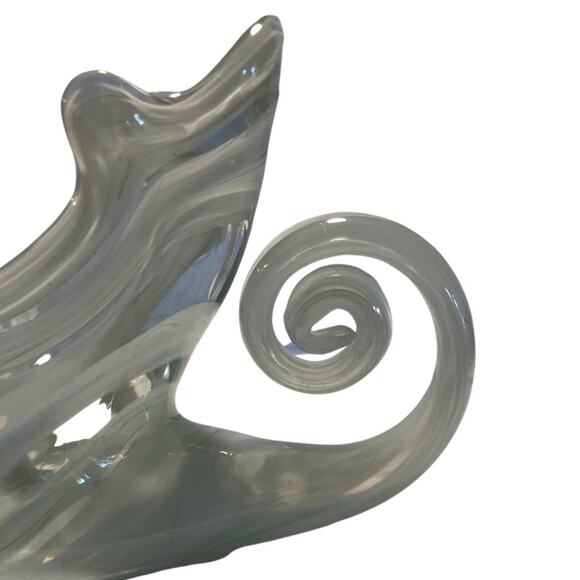 Vintage Hand Blown Glass White Smokey Swirls Cornucopia Sleigh Centerpiece - Picture 2 of 8